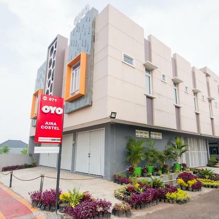 Oyo 871 Aira Costel Hotel Чианджур Екстериор снимка